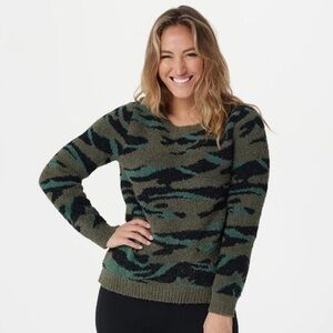 NWOT  Barefoot Dreams CozyChic Zebra PullOver Sweater